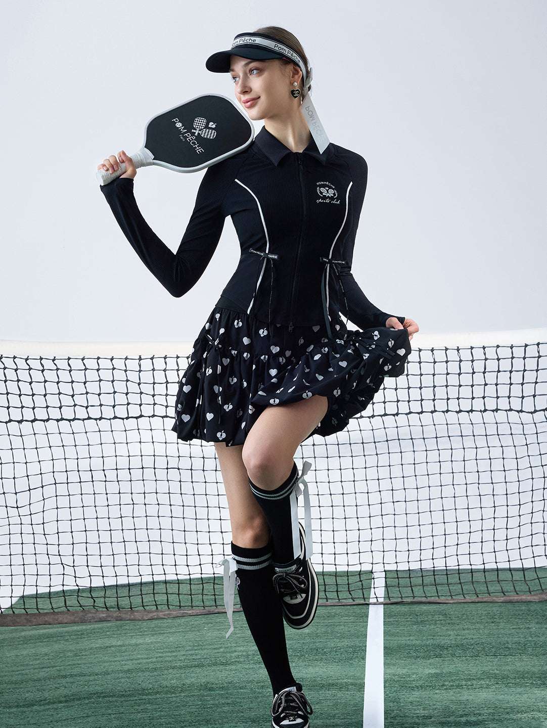 スポーツジャケット　リボン付き　フィット　シルエット　フルジップ ブラック ADALIA